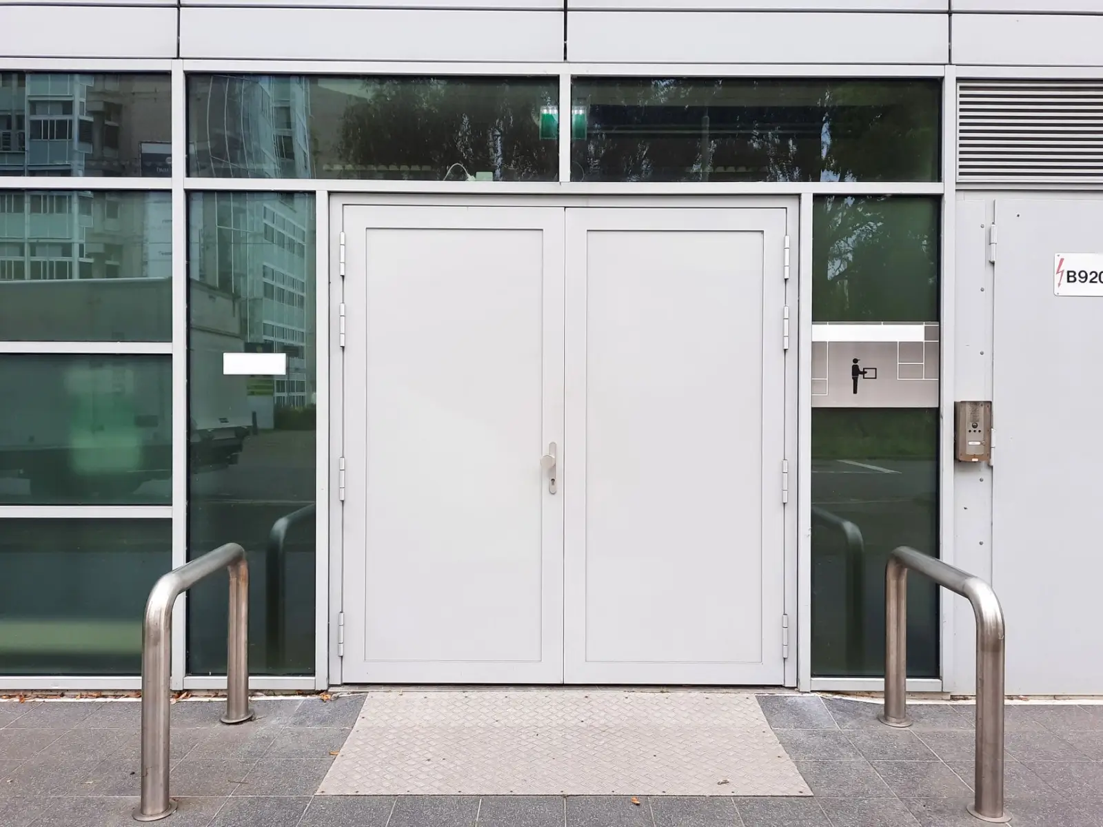 徐州腾源机电采样机型号参数对比及工业设备选型建议